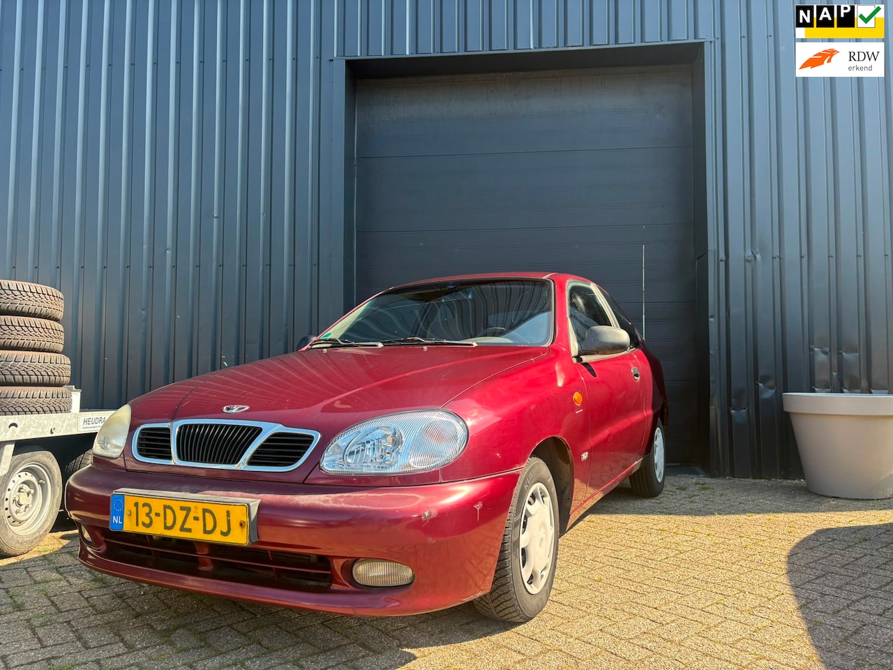 Daewoo Lanos - 1.5 SX AUTOMAAT Apk tot 02-2027! - AutoWereld.nl