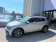 Volkswagen Tiguan - 1.4 TSI ACT 3x R-Line AUTOMAAT FULL PANO 360 HEADUP VIRTUEEL INRUIL MOGELIJK