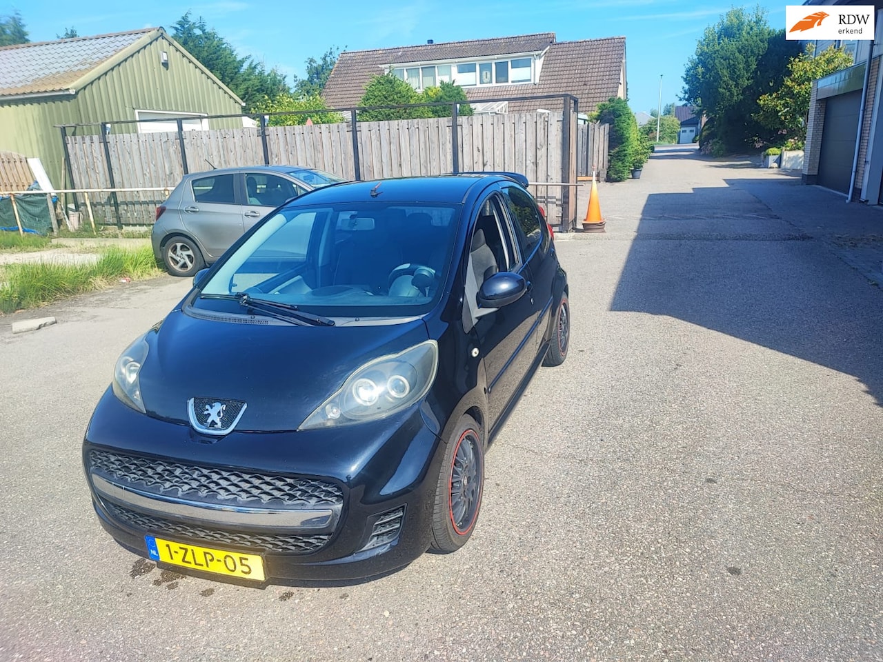 Peugeot 107 - 1.0-12V XS 1.0-12V XS - AutoWereld.nl