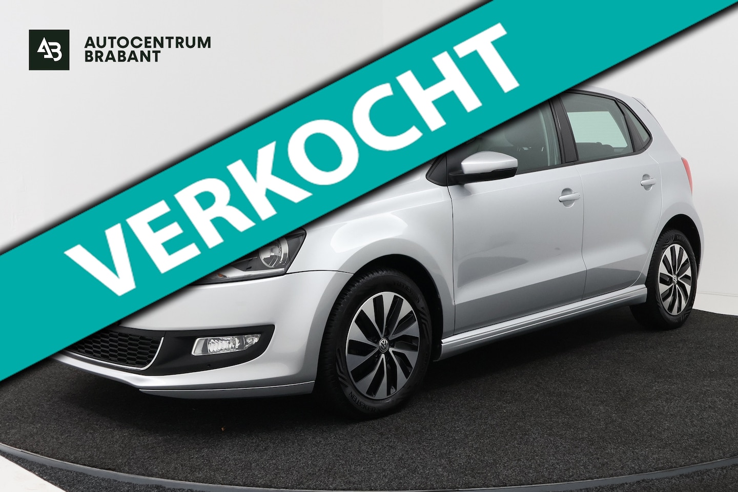 Volkswagen Polo - 1.0 BlueMotion (NAVIGATIE, AIRCO, CARPLAY, GOED ONDERHOUDEN) - AutoWereld.nl