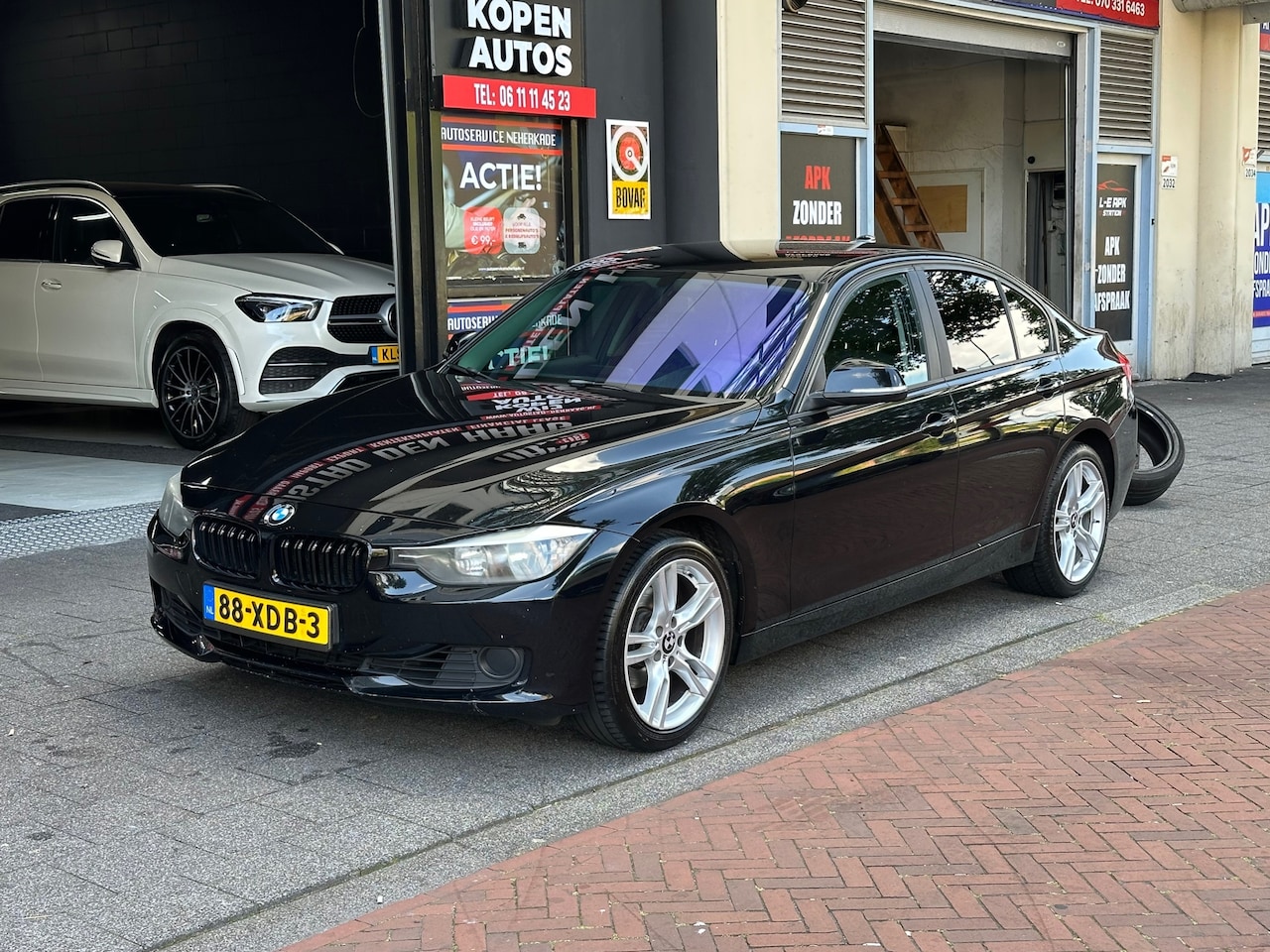 BMW 3-serie - 320i Automaat Clima - AutoWereld.nl