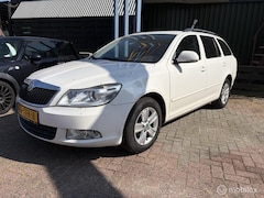 Skoda Octavia Combi - Combi..€1999, - 1.2 TSI Comfort
