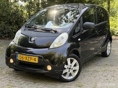 Peugeot iOn - Active