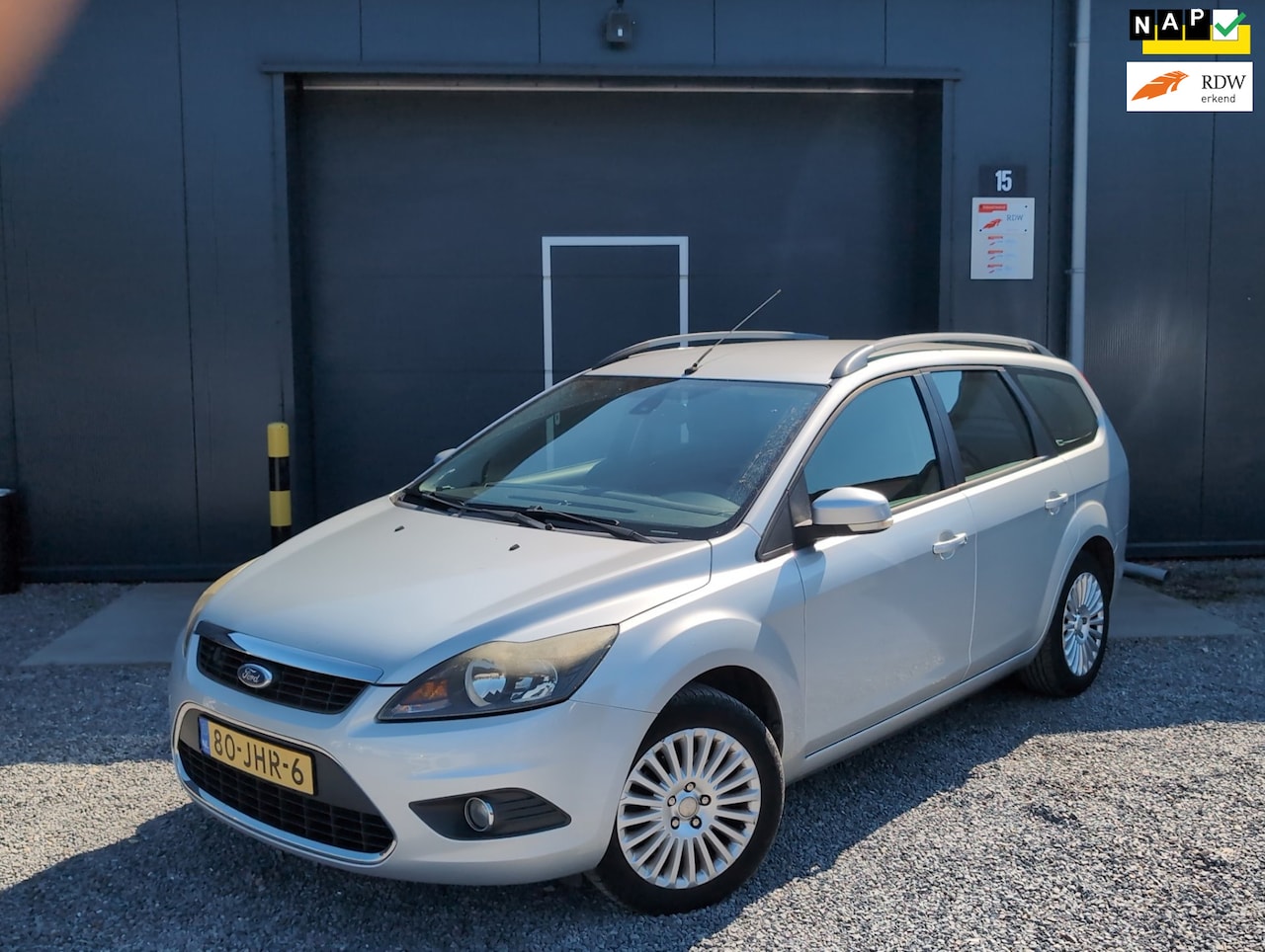 Ford Focus Wagon - 1.8 Titanium Flexi Fuel 1.8 Titanium Flexi Fuel - AutoWereld.nl