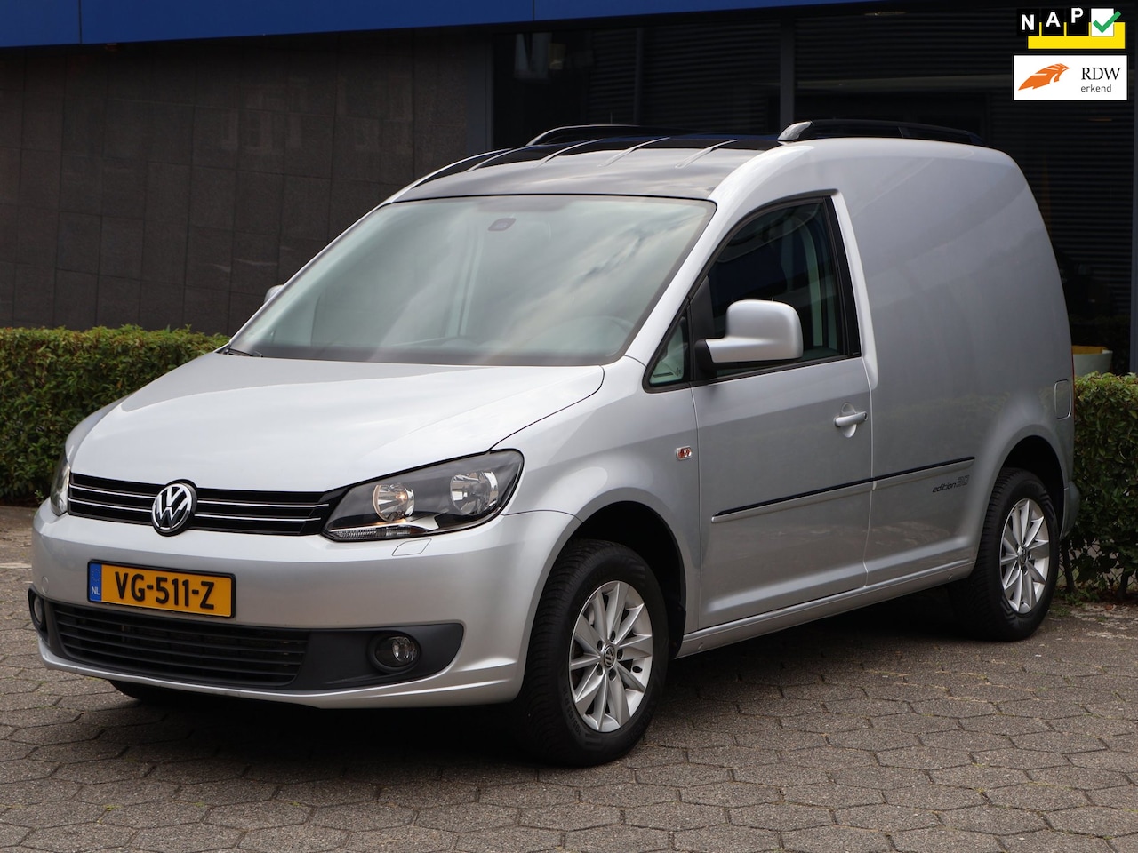 Volkswagen Caddy - 1.6 TDI Edition 30|Nav|PDC|JBL|Cruise|Climate|2e Eigenaar - AutoWereld.nl