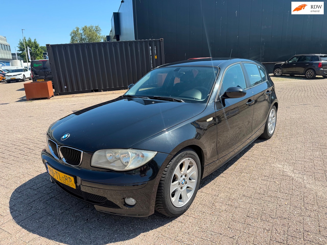 BMW 1-serie - 118i 5drs Airco APK 2027 NAP - AutoWereld.nl