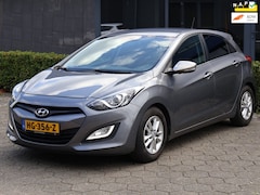 Hyundai i30 - 1.6 GDI i-Motion Plus|Camera|Nav|Cruise|Climate|2e Eigenaar