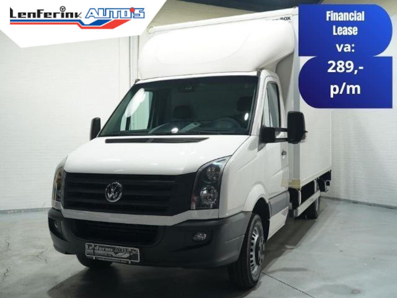 Volkswagen Crafter - 2.0 TDI 163 pk Bakwagen met Laadklep en Zijdeur R Airco, Cruise Control, Trekhaak 3.500 kg - AutoWereld.nl