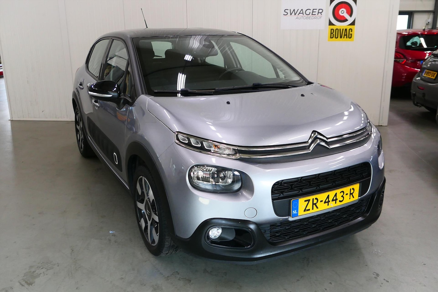 Citroën C3 - 1.2 PureTech Shine 1.2 PureTech 110pk Shine (Trekhaak&Goed onderhouden) - AutoWereld.nl