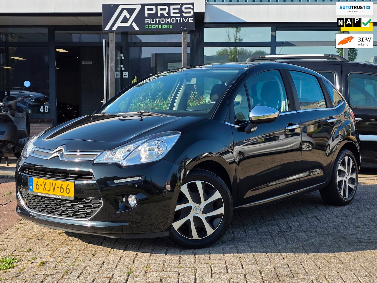Citroën C3 - 1.2 PureTech Collection |CLIMA|CRUISE|NAVI|TREKHAAK - AutoWereld.nl