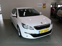 Peugeot 308 - 1.2 PureTech 130pk Automaat Style (goed onderhouden en trekhaak)