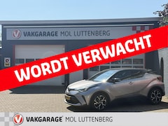 Toyota C-HR - 1.8 Hybrid 122pk CVT Bi-Tone, TREKHAAK, STOELVERWARMING, NAVIGATIE, CRUISE CONTROL, BLUETO