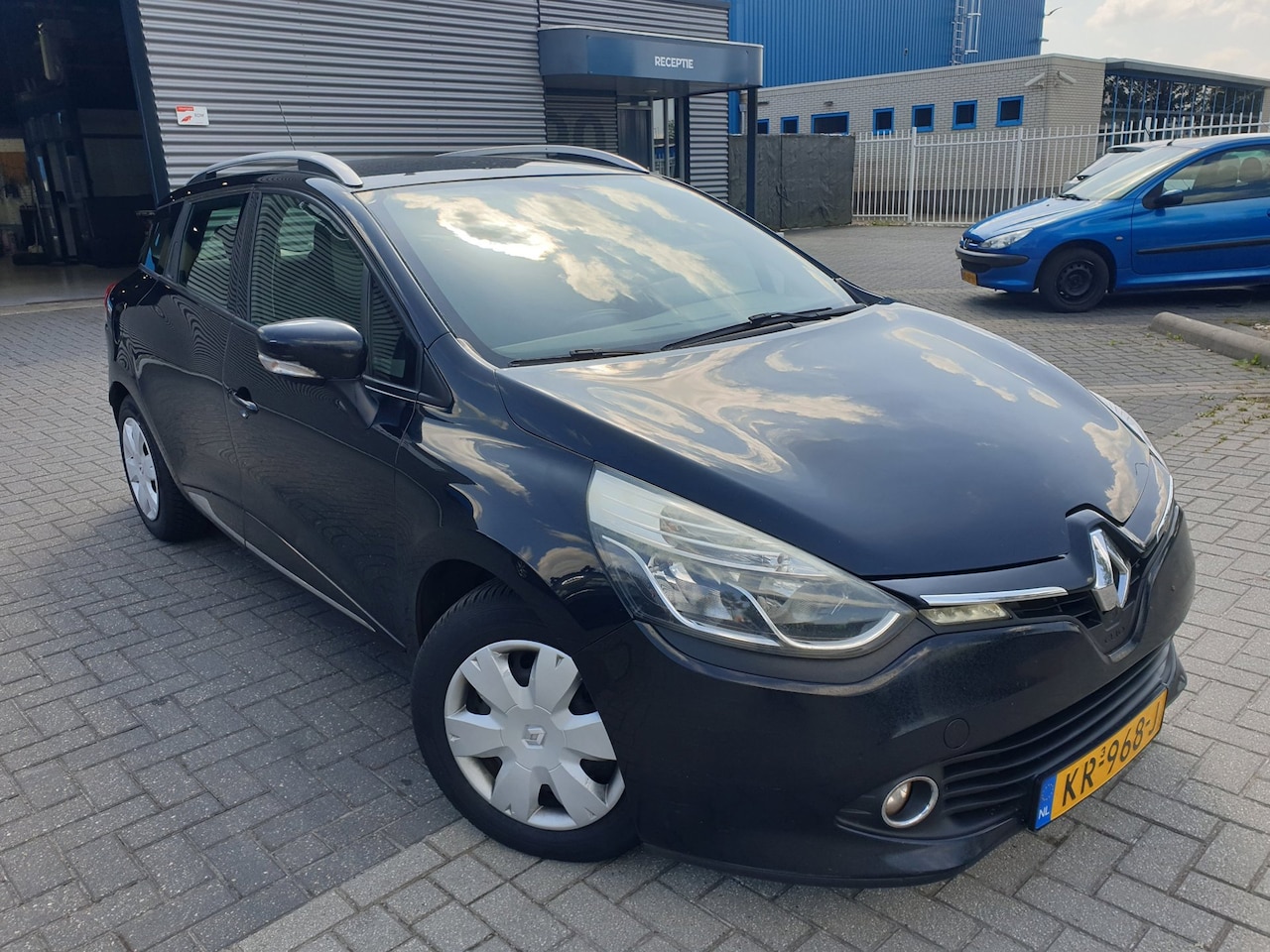Renault Clio Estate - 1.5 dCi ECO Authentique 1.5 dCi ECO Authentique - AutoWereld.nl