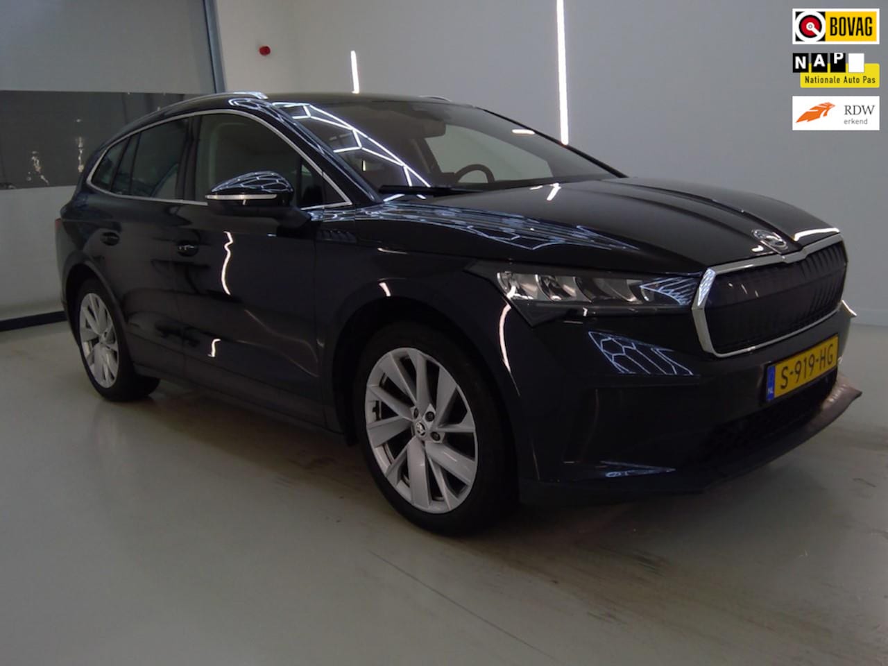 Skoda Enyaq iV - 60+Led+Navigatie+Camera+Leder+stoel-verw = 93% SOH = INCL BTW !! - AutoWereld.nl
