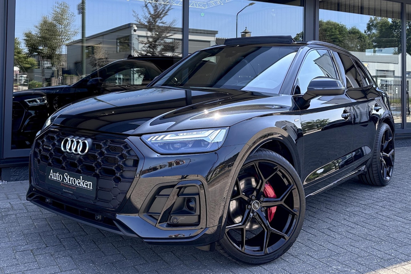 Audi Q5 - 55 TFSIe S-Line Pano RS Leder Lucht B&O Trekhaak - AutoWereld.nl