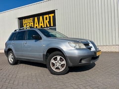 Mitsubishi Outlander Sport - 2.0 Invite+ | AIRCO | APK 04-2027 |