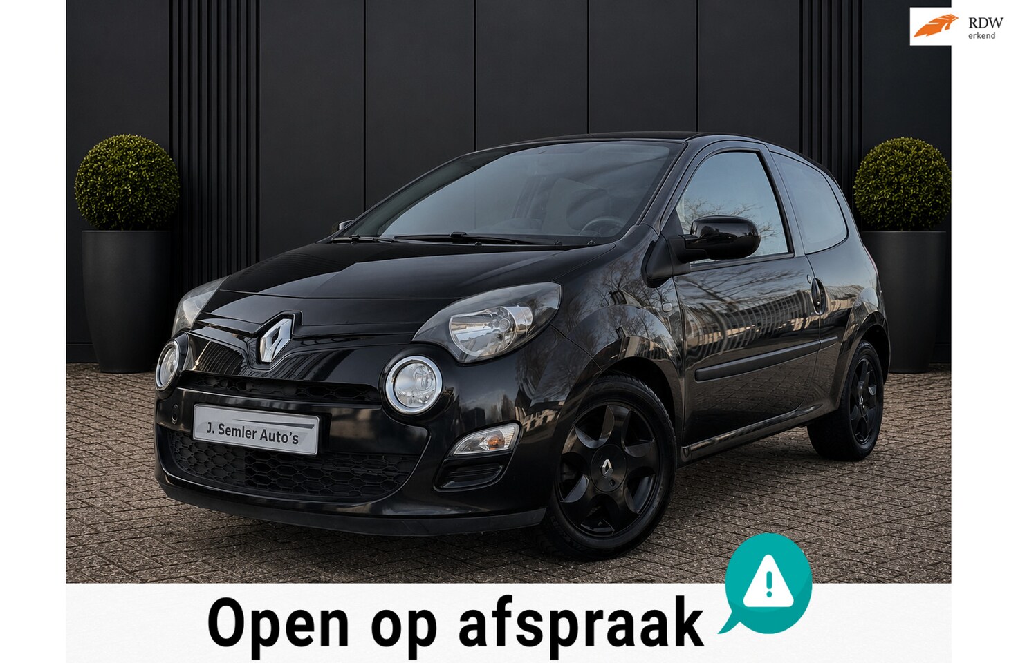 Renault Twingo - 1.2 16V BLACK EDITION AIRCO CRUISE CTRL NW.APK GOED ONDERHOUDEN - AutoWereld.nl