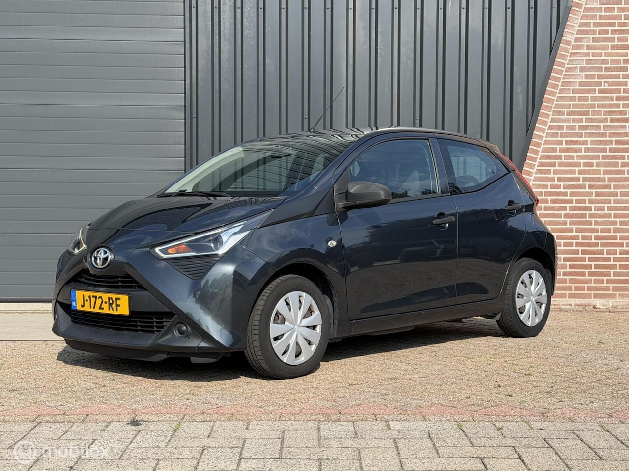 Toyota Aygo - 1.0 VVT-i x-fun 1.0 VVT-i x-fun - AutoWereld.nl
