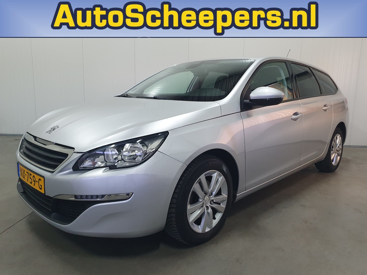 Peugeot 308 SW - 1.2 PureTech Blue Lease Premium NAVI/PDC/CRUISE/TRHAAK - AutoWereld.nl