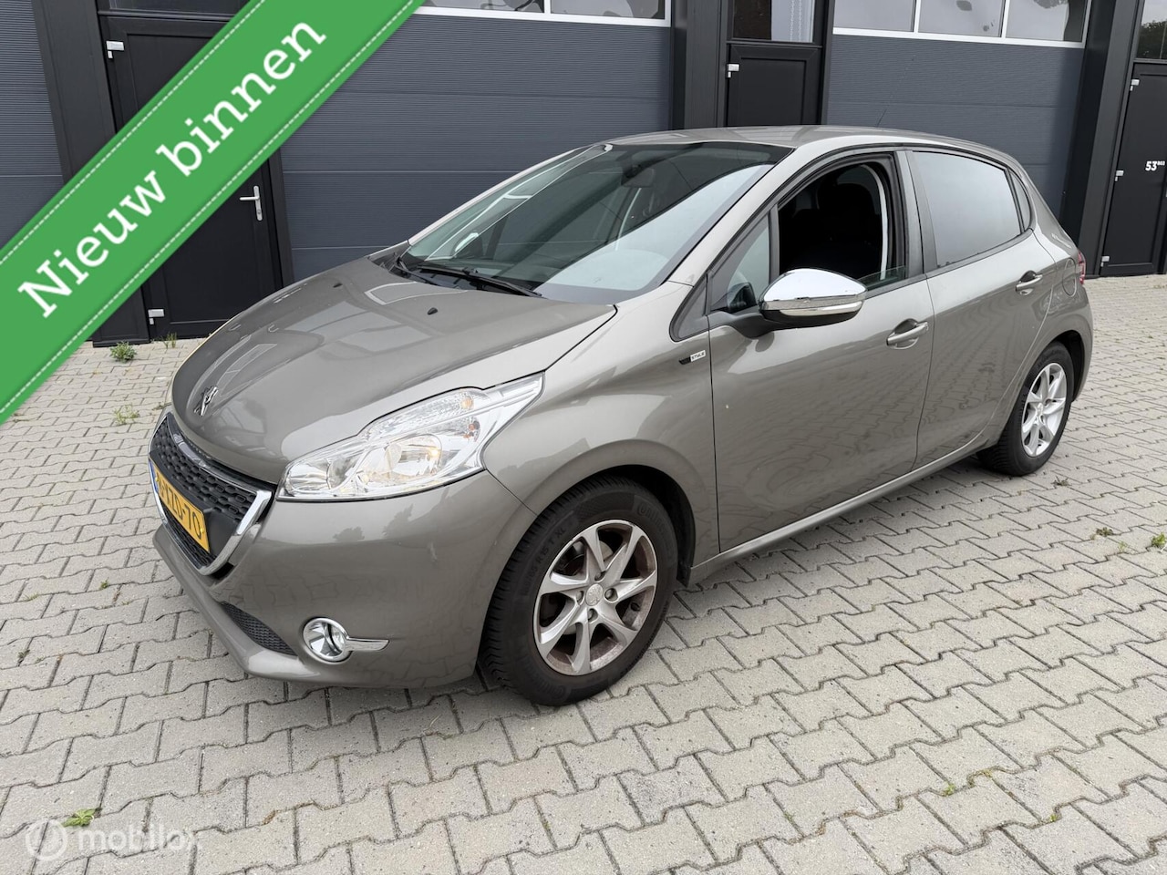 Peugeot 208 - 1.2 VTi Style riem is vervangen - AutoWereld.nl