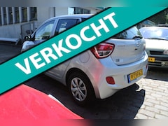 Hyundai i10 - 1.0i i-Drive 5 drs 165 dkm N.A.P. nw apk nette auto