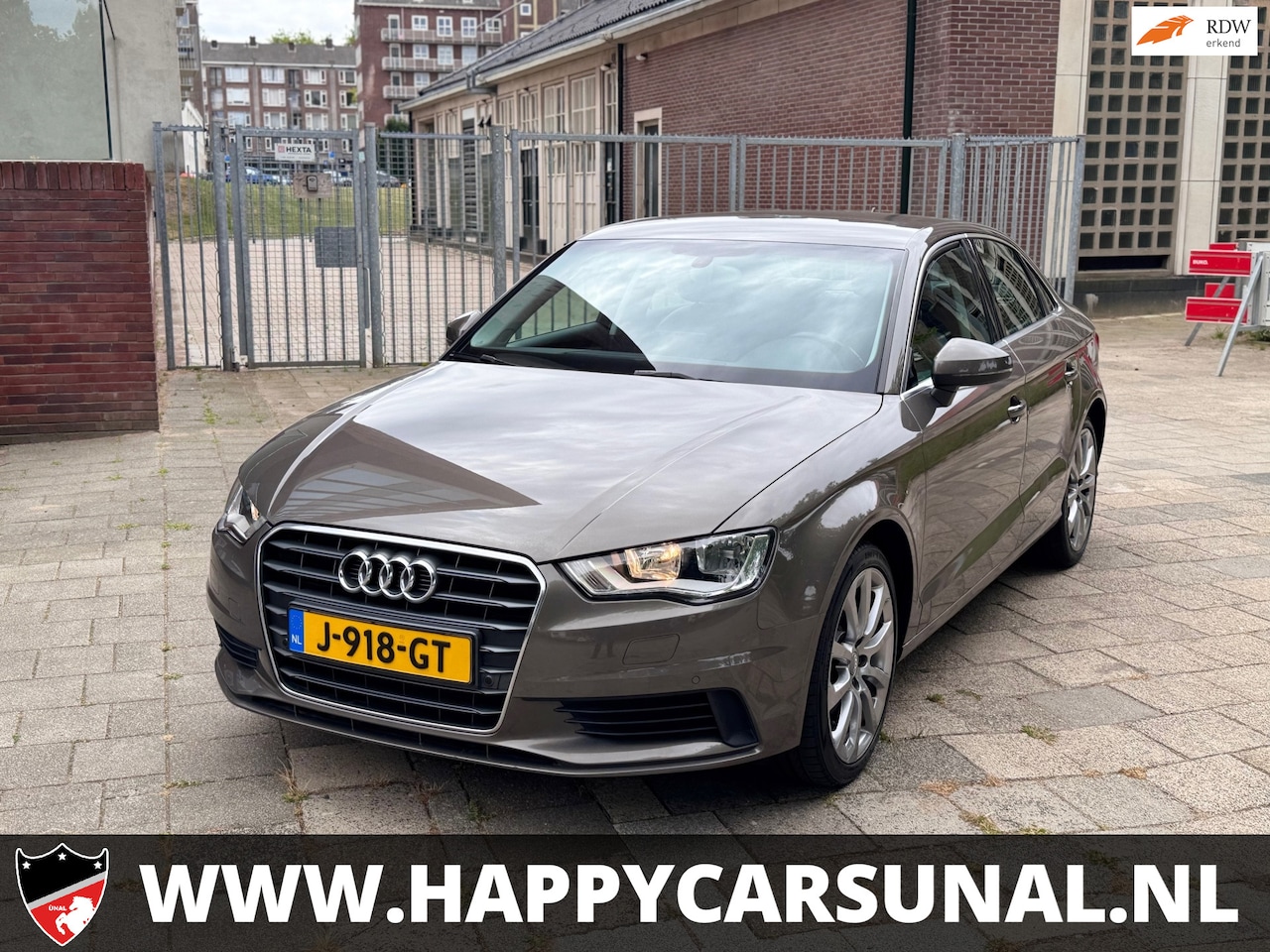 Audi A3 Limousine - 1.4 TFSI CoD Ambition Pro Line Plus 1.4 TFSI CoD Ambition Pro Line Plus, AUT, NAVI, NAP - AutoWereld.nl