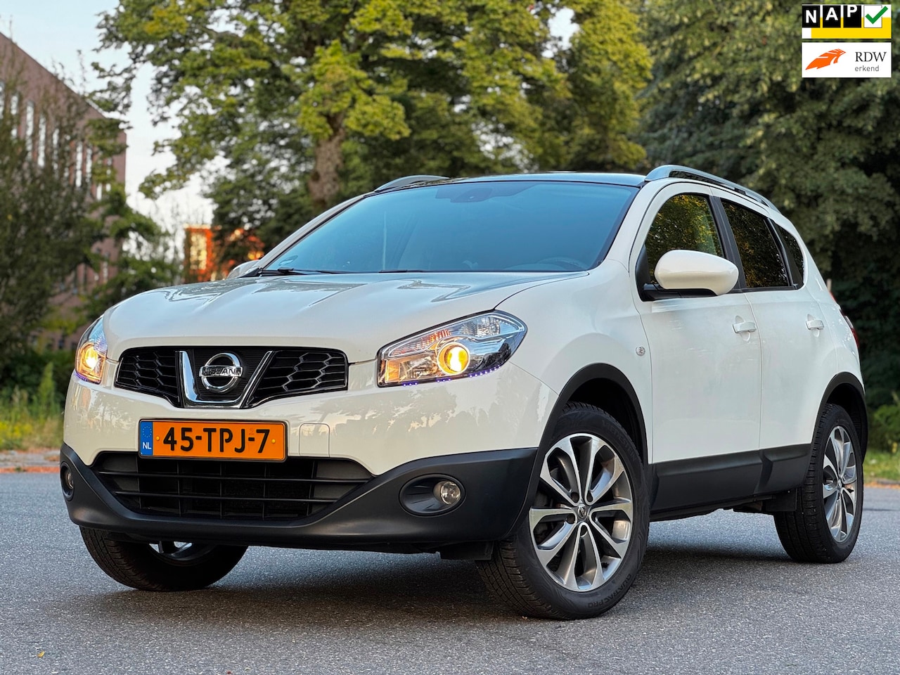 Nissan Qashqai - 1.6 Connect Edition|NAVI|PANO|CAMERA|TREKHAAK|CRUISE|ELEKRAMEN|STUURBEKR|2XSLEUTELS|HOGEIN - AutoWereld.nl