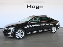 Volkswagen Passat - 1.4 TSI GTE Connected Automaat Carplay Adaptieve Cruise Clima Navigatie Panoramadak Goed O