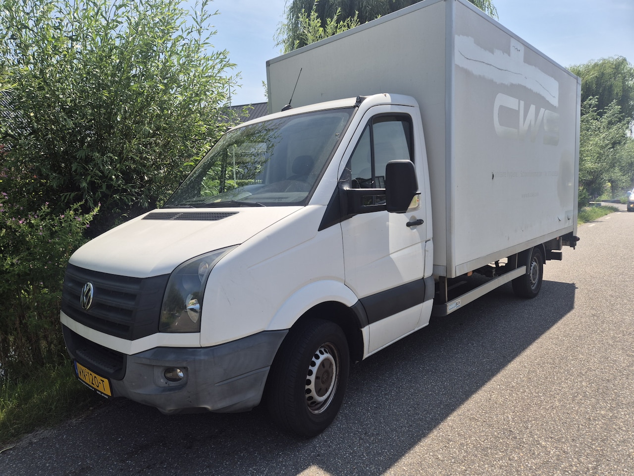 Volkswagen Crafter - 35 2.0 TDI bakwagen laadklep N1 1250kg laadvermogen meubelbak zeer goed EURO5 ZIJDEUR - AutoWereld.nl