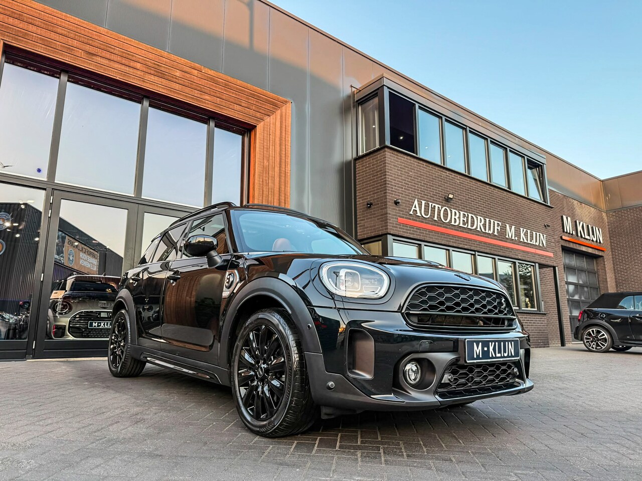 MINI Countryman - Cooper S E ALL4 MINI Yours aut 220pk/Chesterbrown leer/Pano/Camera/Head up - AutoWereld.nl