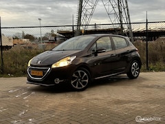 Peugeot 208 - 1.2 VTi Envy niew DISTRIBUTIE