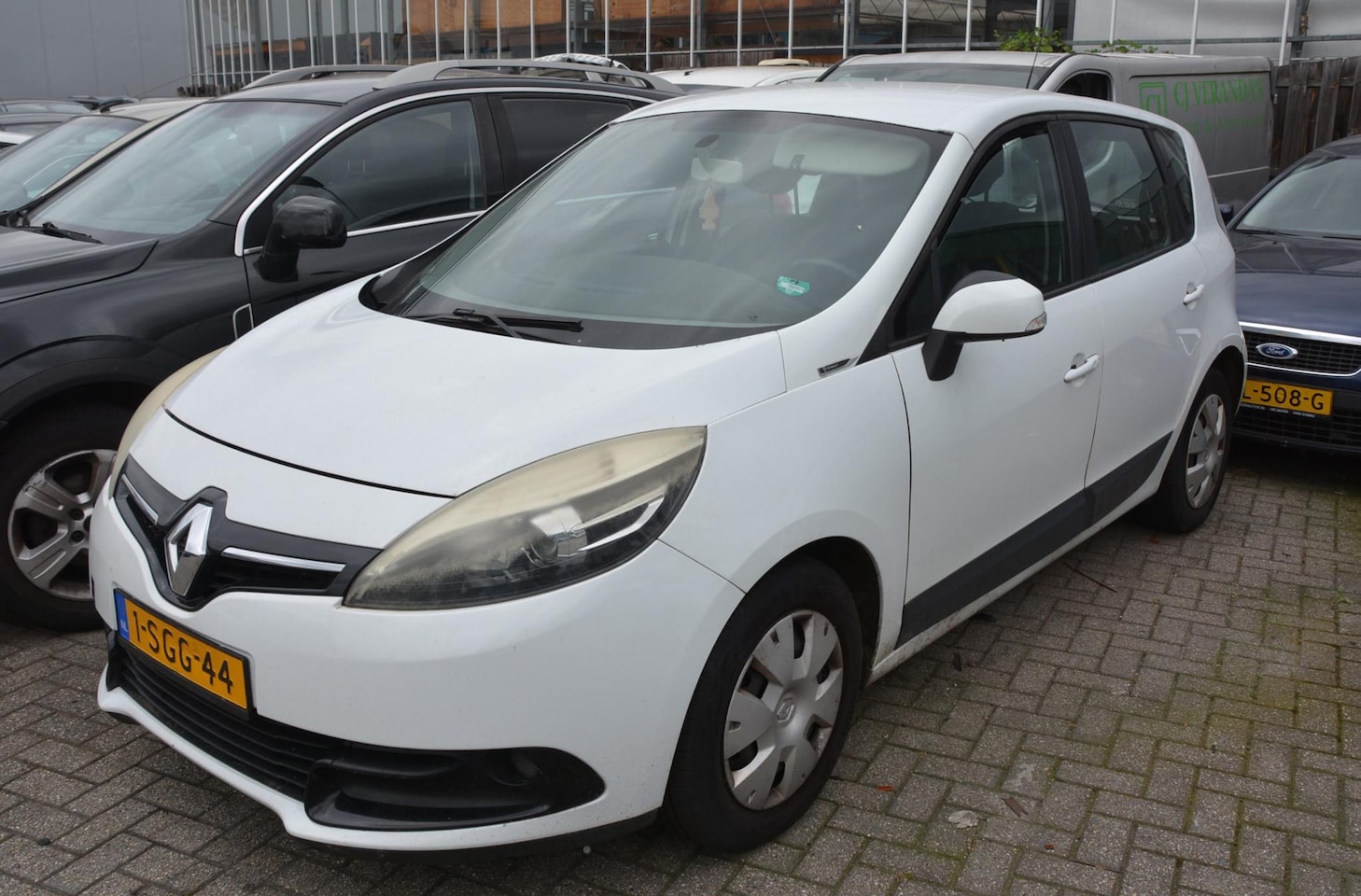 Renault Scénic - 1.5 dCi Expression motor defect ! - AutoWereld.nl