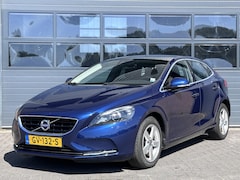 Volvo V40 - 2.0 D2 OCEAN RACE BUSINESS I LEDEREN BEKLEDING I PANORAMADAK I P-CAMERA I NAVIGATIE