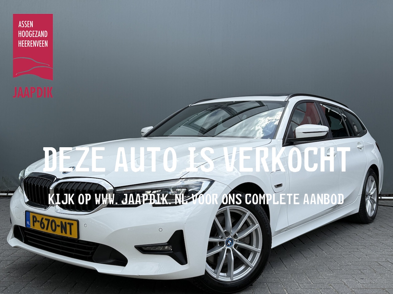 BMW 3-serie Touring - BWJ 2022 320e 204 PK Business Edition Plus M PANO | LEDRE | FULL LED | STOELVERW. | CARPLA - AutoWereld.nl