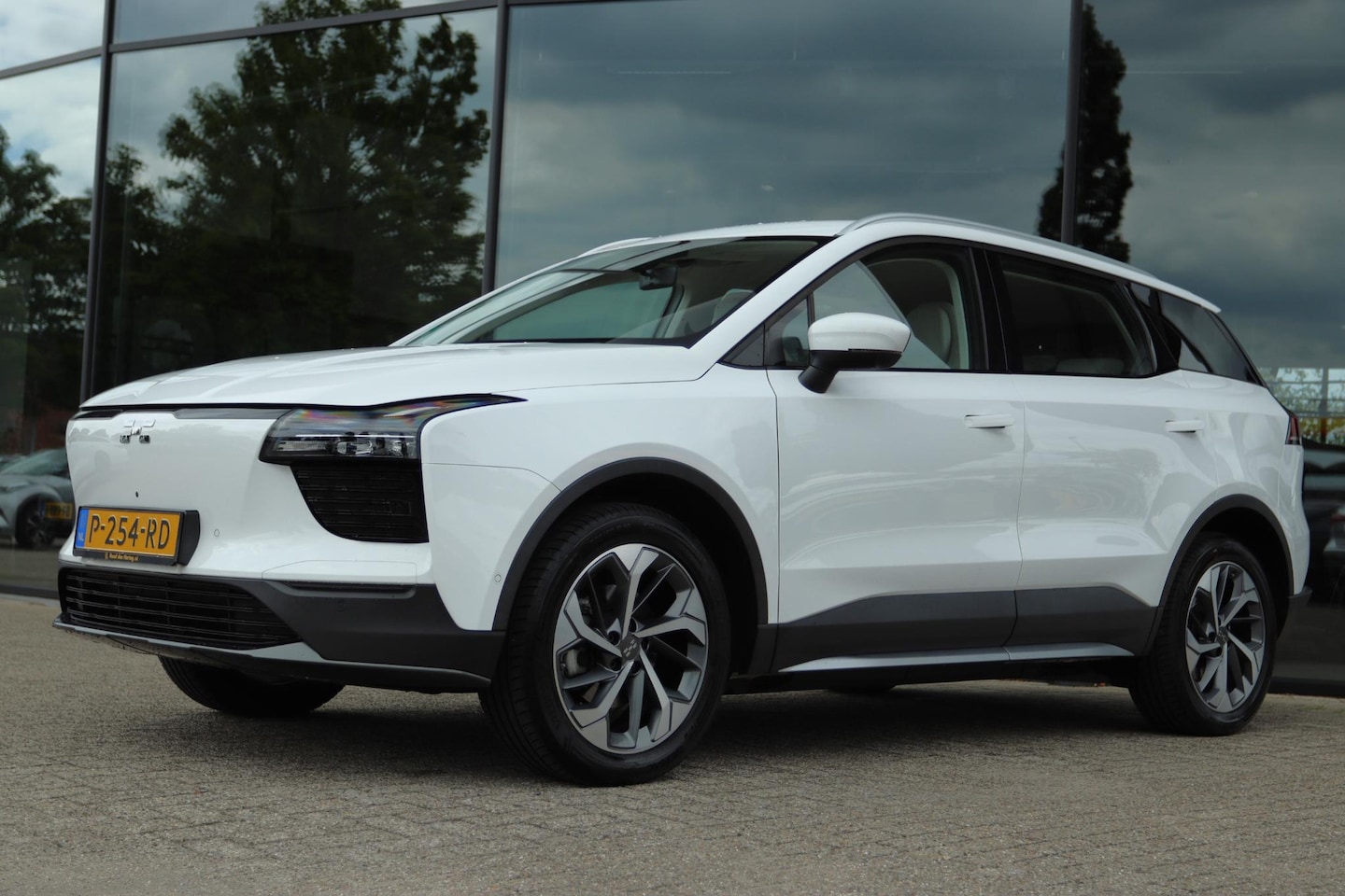 Aiways U5 - 63KWH SHOWROOM | CARPLAY | 360 CAMERA | ACC | LEDER | LED - AutoWereld.nl