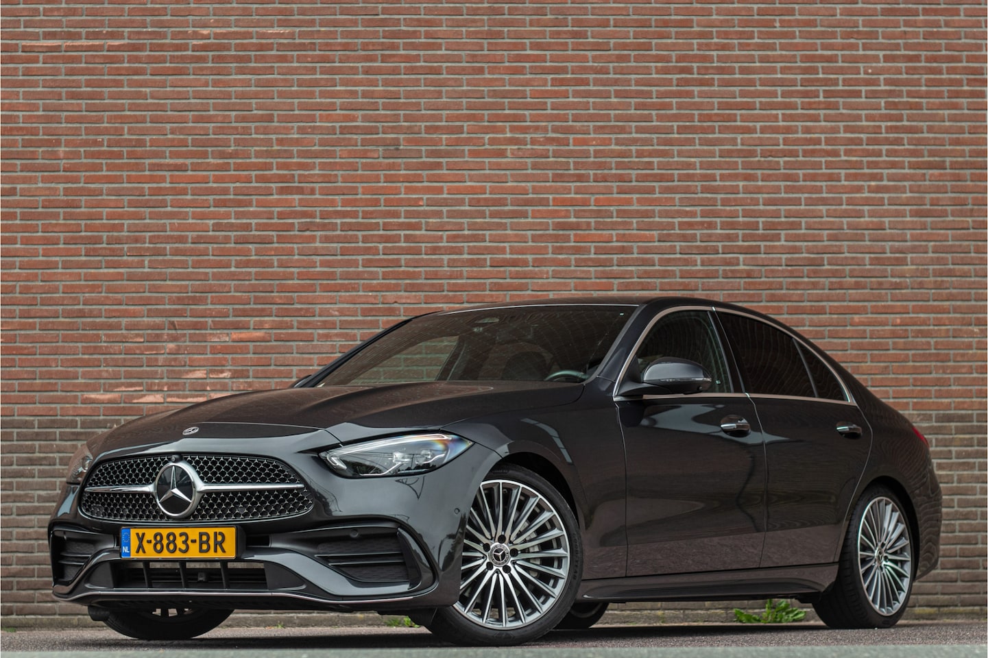 Mercedes-Benz C-klasse - 180 AMG Line 180 AMG Line, Origineel NL, 360 Camera, Memory, Augmented Reality, Leder, Keyless, Sfeerve - AutoWereld.nl