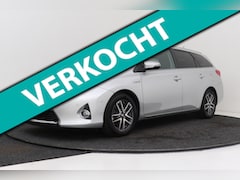 Toyota Auris Touring Sports - 1.8 Hybrid Lease Pro | Trekhaak | Pano | Org NL | Navigatie | Climate | Stoelverwarming |