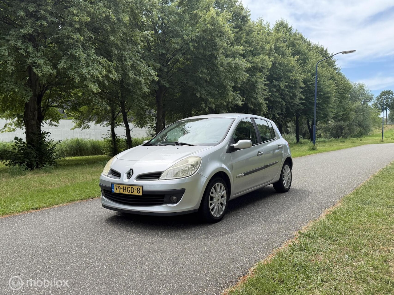Renault Clio - 1.2 TCE Special Rip Curl*APK 1/27*NEW D-RIEM - AutoWereld.nl
