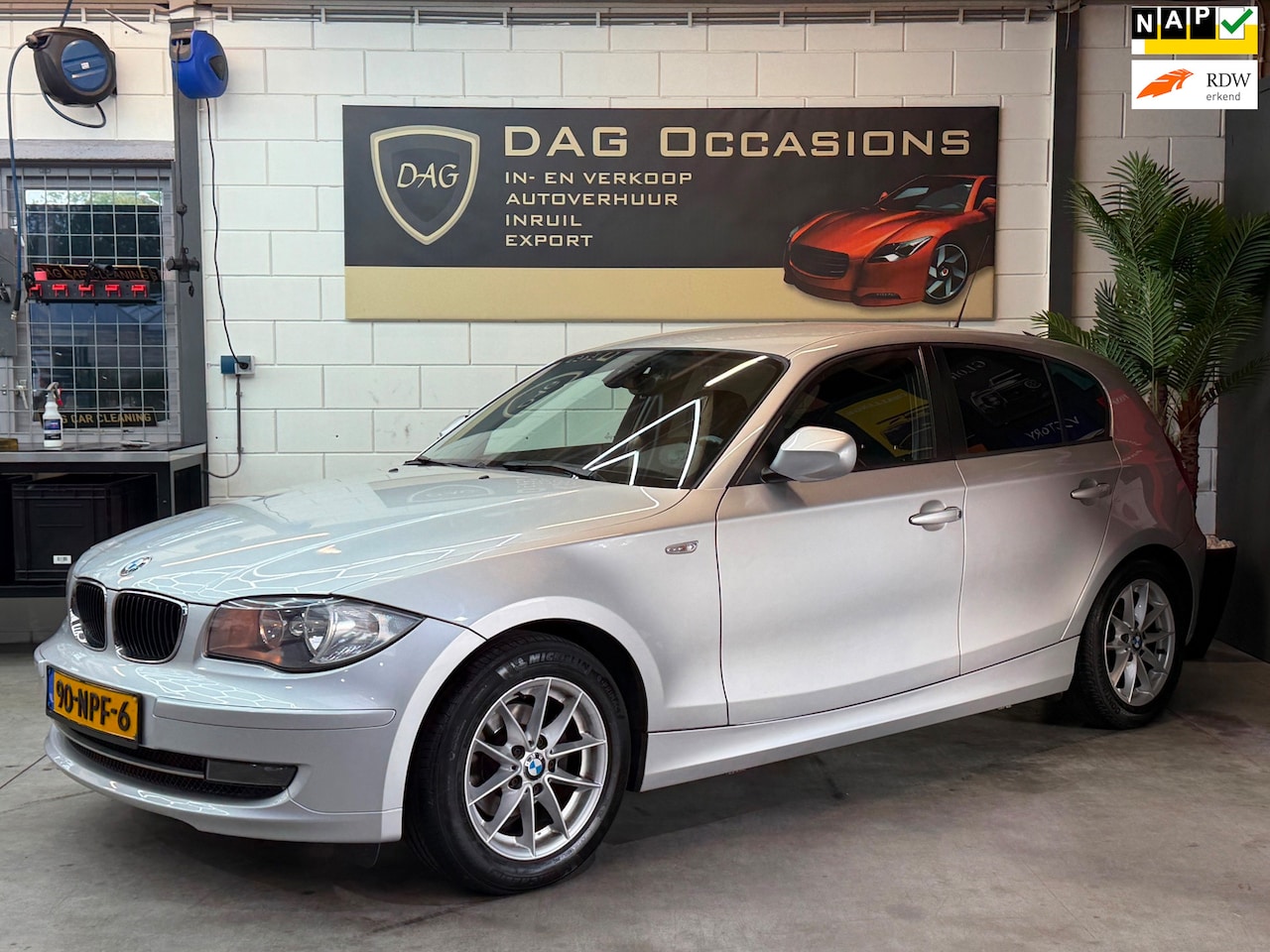 BMW 1-serie - 116i Business Line AIRCO|TREKHAAK|WEINIG KM NAP|LM VELGEN - AutoWereld.nl