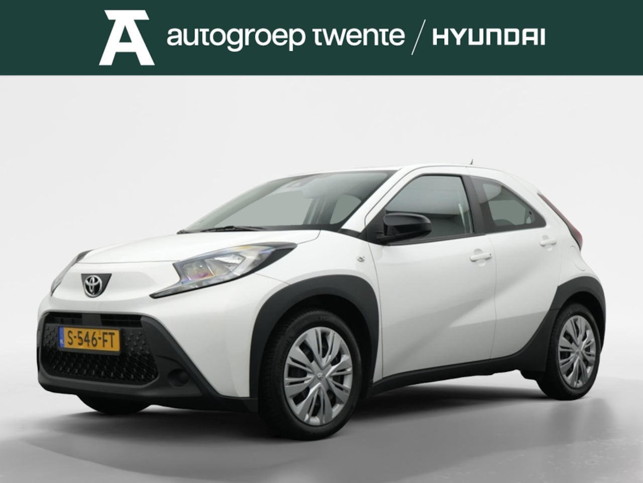Toyota Aygo X - 1.0 VVT-i MT Play | Carplay navigatie | Camera | Cruise control - AutoWereld.nl