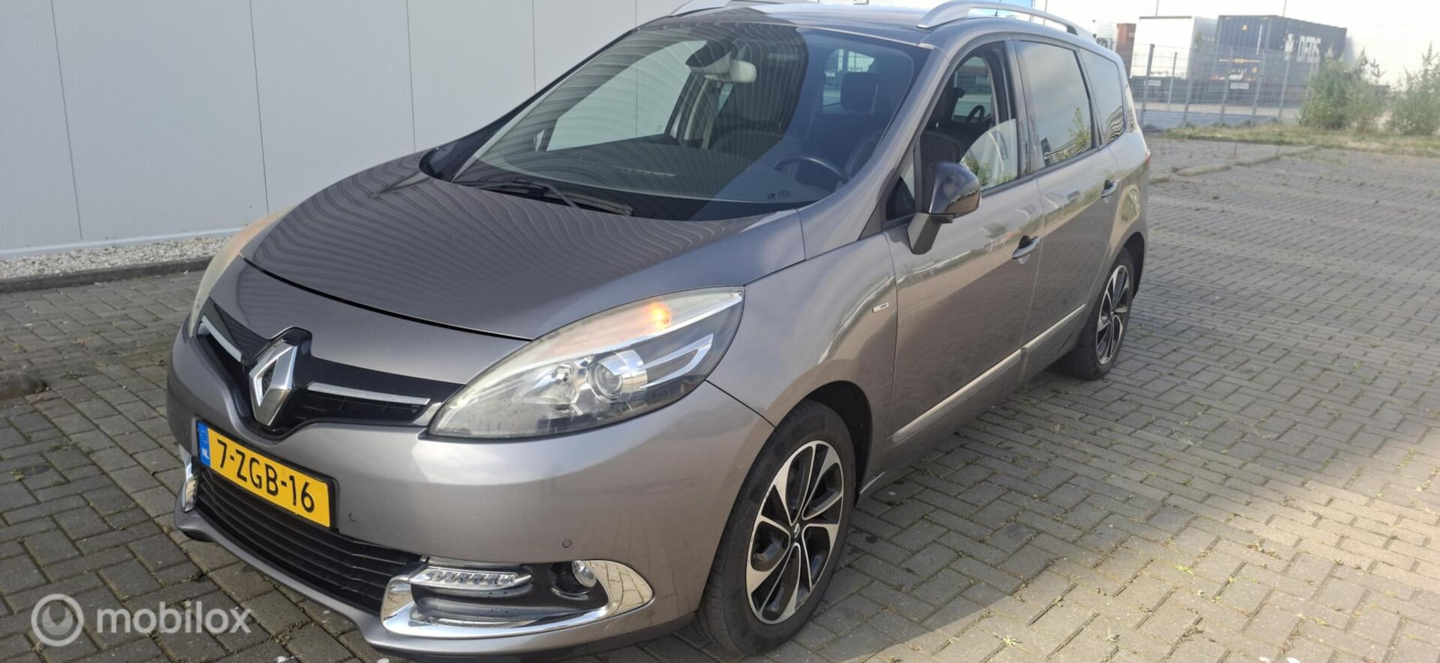 Renault Scénic - 1.2 TCe Bose panorama dak - AutoWereld.nl