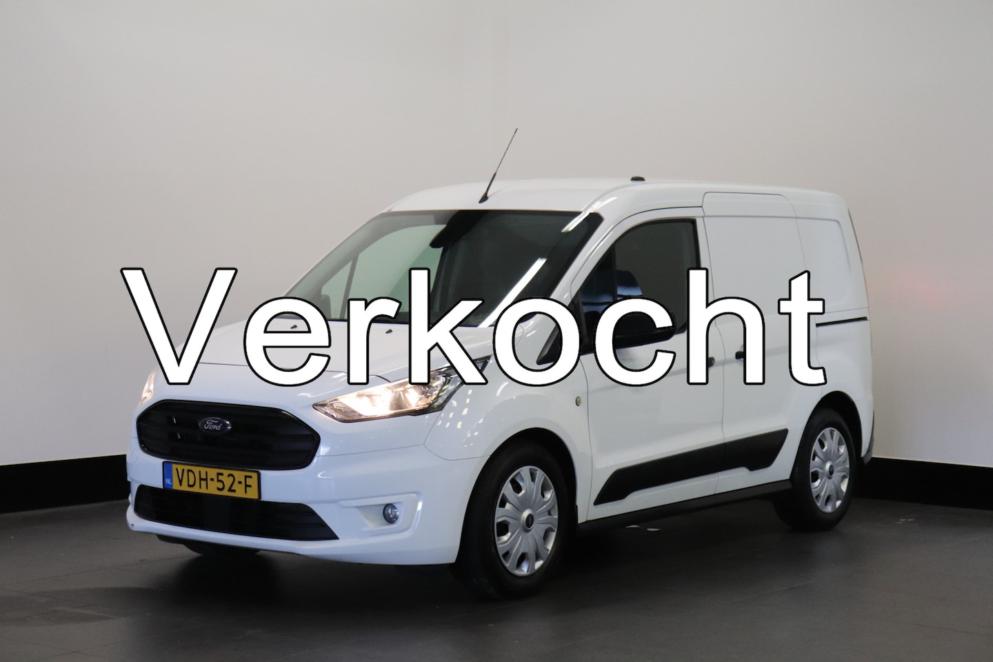 Ford Transit Connect - 1.5 EcoBlue 100PK Automaat 2x schuifdeur EURO 6 - Airco - Cruise - Camera - € 12.499,- Exc - AutoWereld.nl