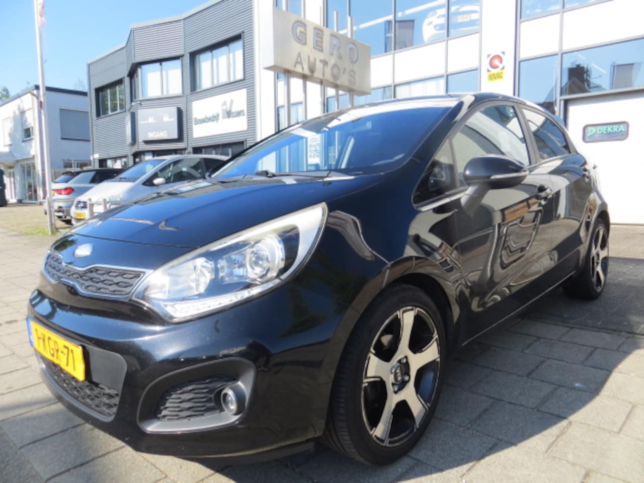 Kia Rio - 1.2 CVVT Plus Pack airco ,lmv,led ,private glass etc - AutoWereld.nl