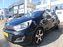 Kia Rio - 1.2 CVVT Plus Pack airco , lmv, led , private glass etc