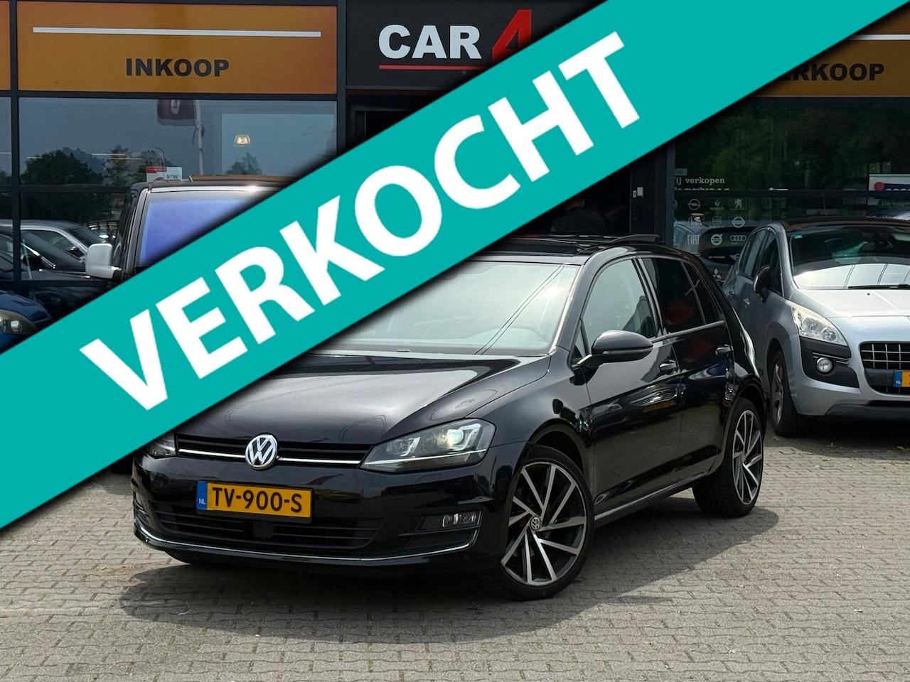 Volkswagen Golf - 1.4 TSI Highline PANO/DSG/MASSAGE/PDC/STLVRM/APK 15-02-2027 - AutoWereld.nl