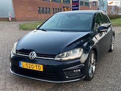 Volkswagen Golf - 1.4 TSI Highline R-Line 5-Drs Automaat ECC Audio-CD/MP3 Navigatie Cruise LMV 16" Sportstoe