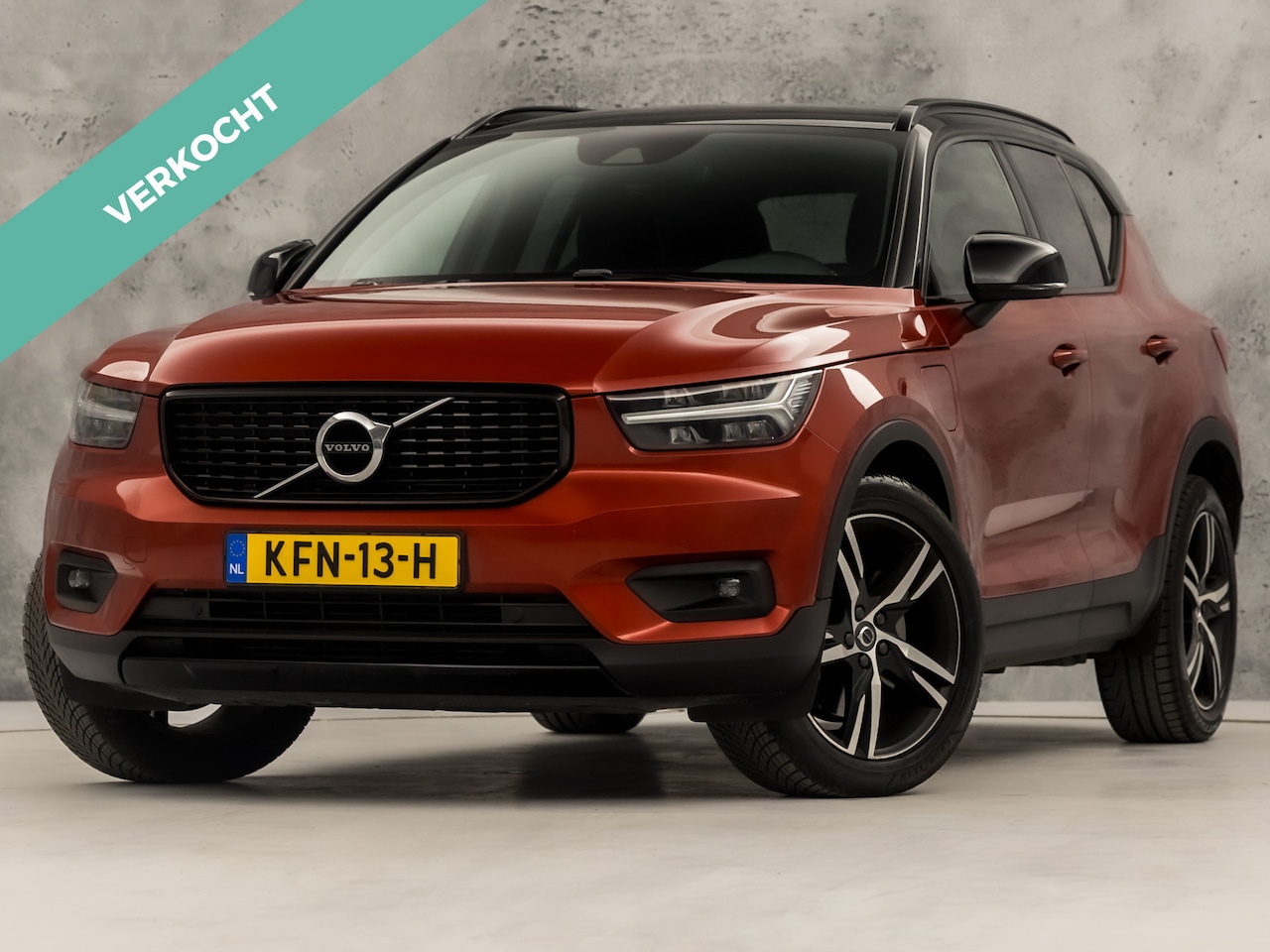 Volvo XC40 - 1.5 T5 Recharge R-Design 262Pk Automaat (APPLE CARPLAY, GROOT NAVI, LEDER/ALCANTARA, CAMER - AutoWereld.nl