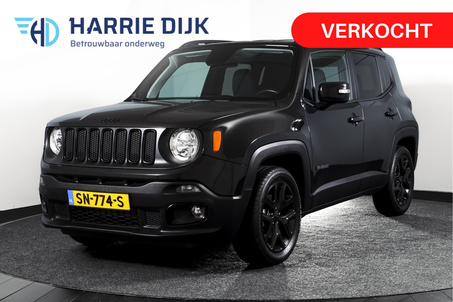 Jeep Renegade - 1.6 E-Torq Night Eagle II 111PK | Cruise | PDC | NAV | ECC | DAB | LM 18" | - AutoWereld.nl