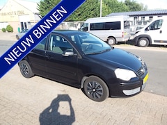 Volkswagen Polo - 1.4-16V Trendline