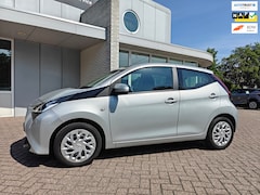 Toyota Aygo - 1.0 VVT-i x-play limited/ Camera / Android / Eerste eigenaar